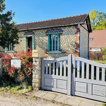 Chez Arthur La Ferté-Saint-Aubin Екстериор снимка